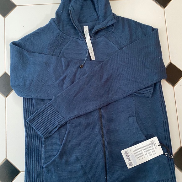 Lululemon Cashlu Scuba Hoodie - Night Diver - Picture 6 of 7